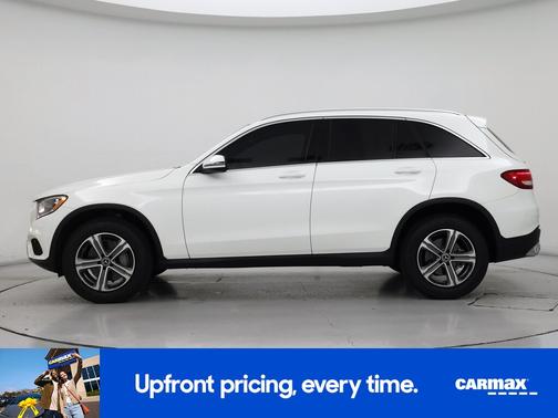 White 2018 Mercedes-Benz GLC 300