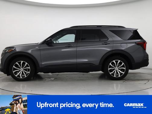 Gray 2025 Ford Explorer ST-Line