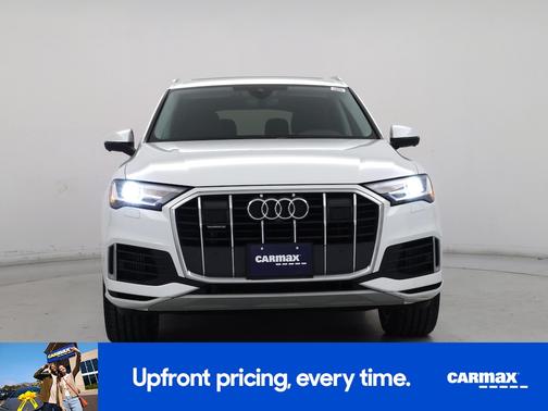 White 2022 Audi Q7 Premium Plus