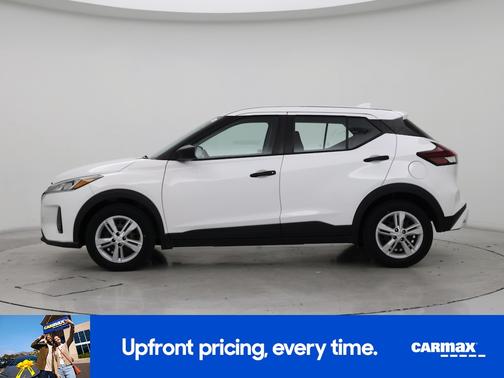 2022 Nissan Kicks S
