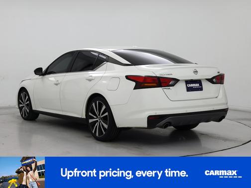 White 2020 Nissan Altima SR