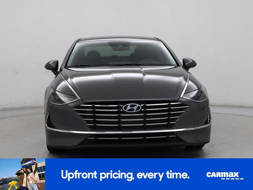Gray 2020 Hyundai SONATA SE