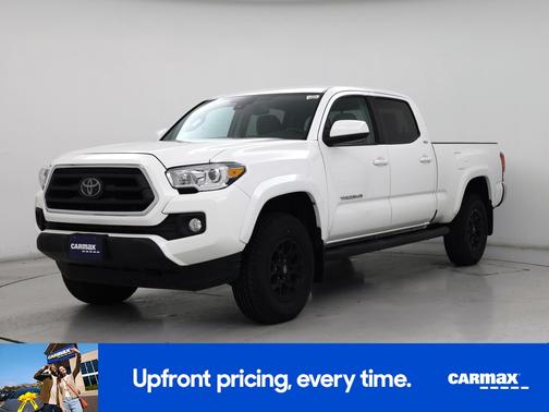White 2022 Toyota Tacoma SR5