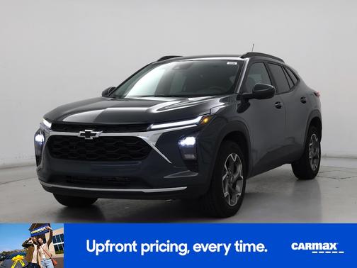 Gray 2025 Chevrolet Trax LT