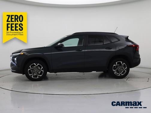Gray 2025 Chevrolet Trax LT