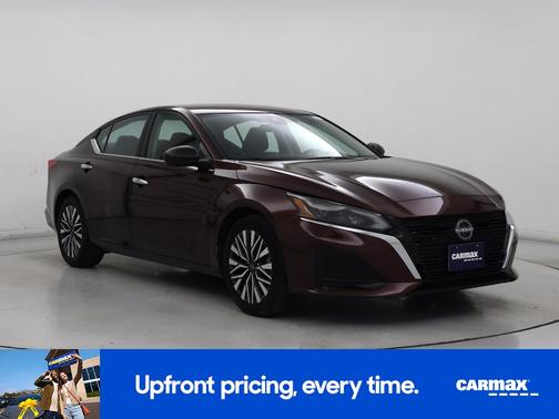 Burgundy 2024 Nissan Altima SV