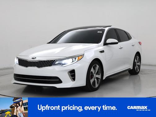 White 2016 Kia Optima SX
