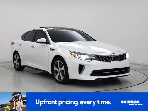 White 2016 Kia Optima SX