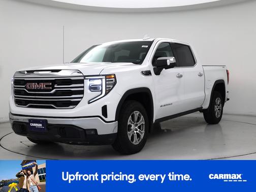 White 2025 GMC Sierra 1500 SLT