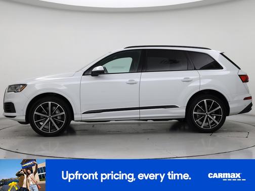 White 2021 Audi Q7 Premium Plus
