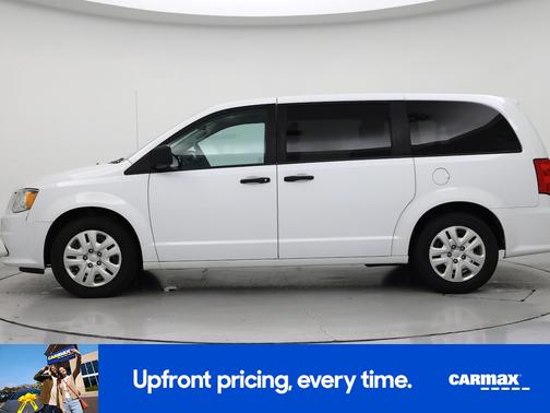 White 2018 Dodge Grand Caravan SE