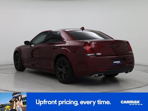 2022 Chrysler 300 Touring L