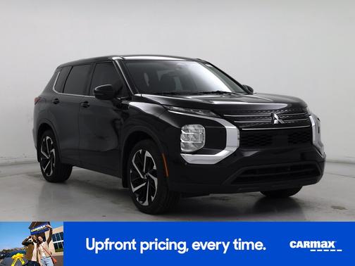 Black 2022 Mitsubishi Outlander ES