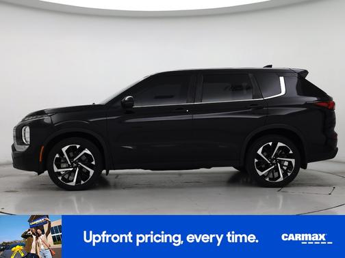 Black 2022 Mitsubishi Outlander ES