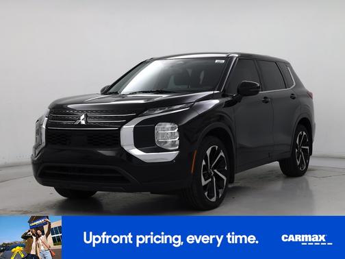 Black 2022 Mitsubishi Outlander ES