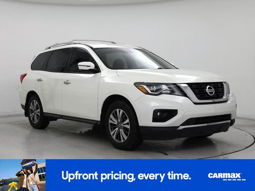 Silver 2020 Nissan Pathfinder SV