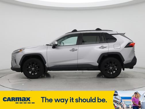 2022 Toyota RAV4 XLE Premium