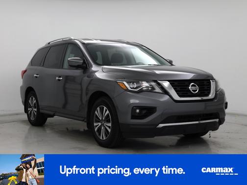 2017 Nissan Pathfinder SV