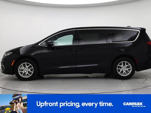 Black 2025 Chrysler Pacifica Select