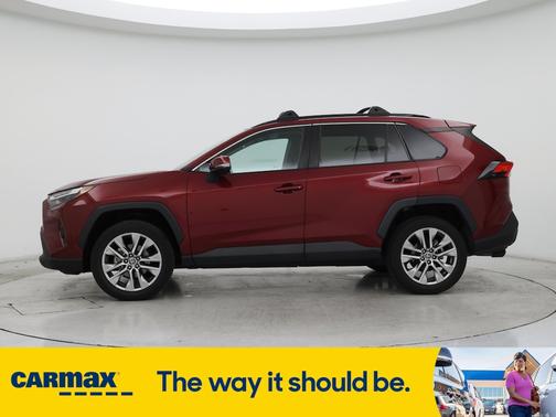 2022 Toyota RAV4 XLE Premium