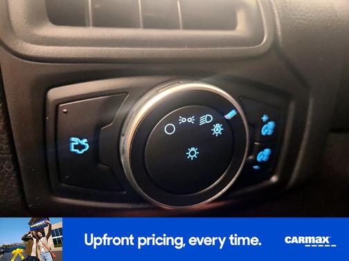 Silver 2016 Ford Focus SE