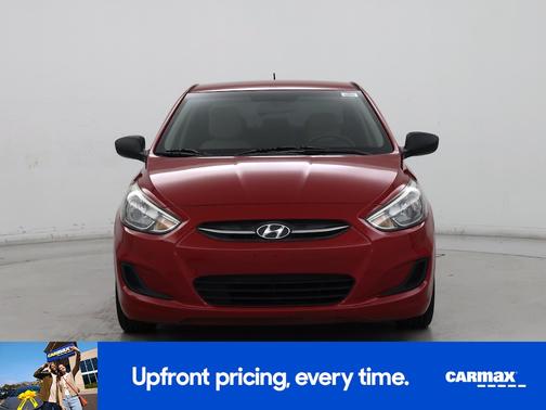 Red 2016 Hyundai Accent SE
