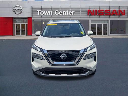White 2023 Nissan Rogue SL