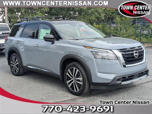 2025 Nissan Pathfinder Platinum