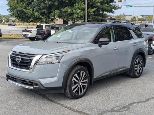 2025 Nissan Pathfinder Platinum