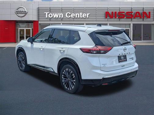 Everest White P 2026 Nissan Rogue Platinum