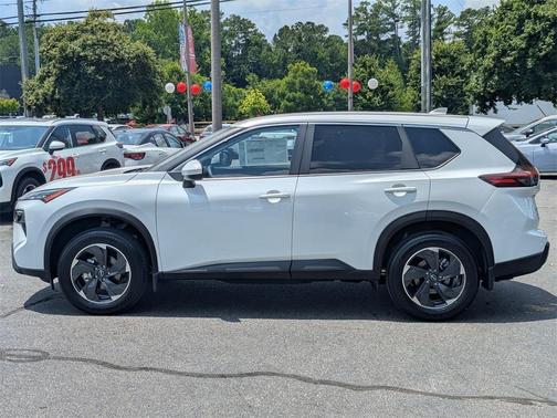 2025 Nissan Rogue SV