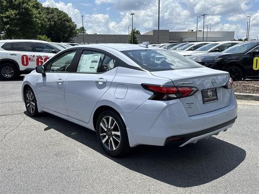 2025 Nissan Versa 1.6 SV