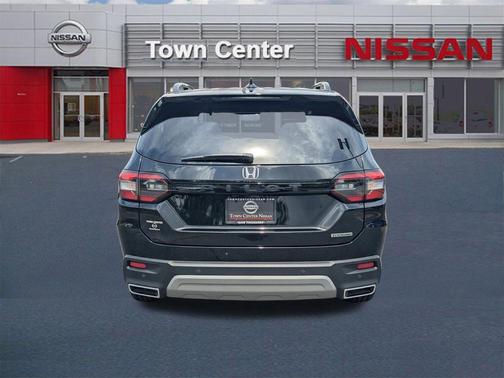 Black 2025 Honda Pilot Sport