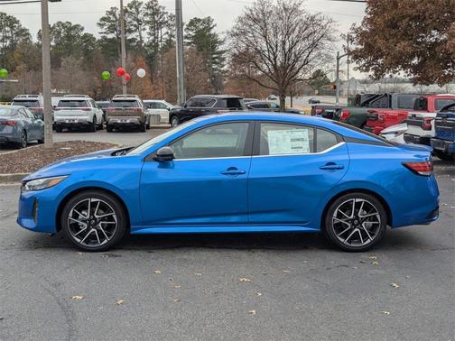2025 Nissan Sentra SR