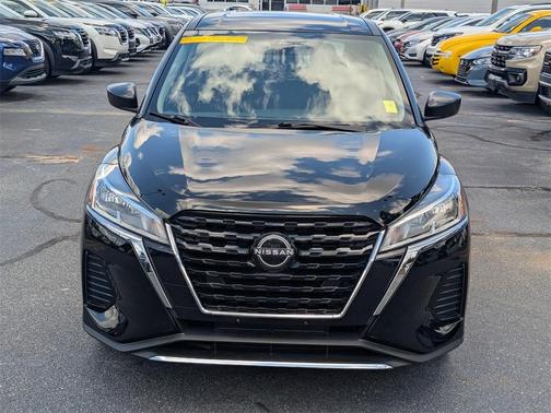 2023 Nissan Kicks S