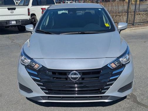2024 Nissan Versa 1.6 SV