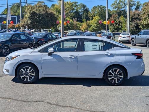 2025 Nissan Versa 1.6 SV