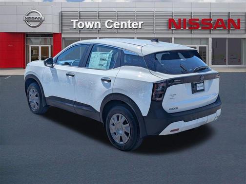 Fresh Powder 2026 Nissan Kicks S