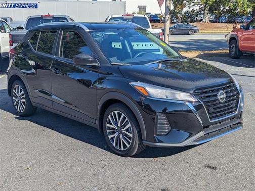 2024 Nissan Kicks SV