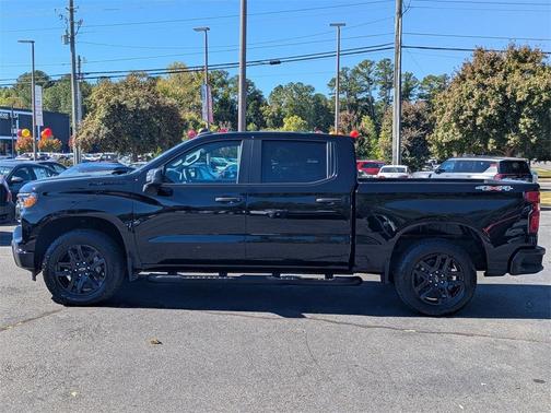 2024 Chevrolet Silverado 1500 Custom