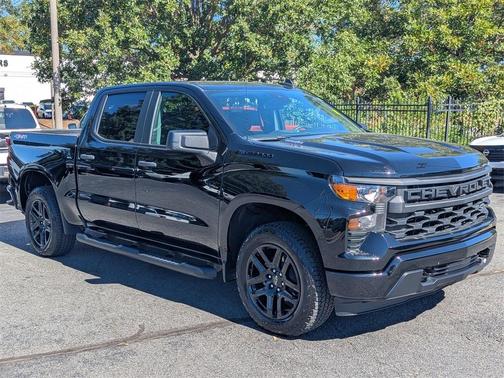 2024 Chevrolet Silverado 1500 Custom