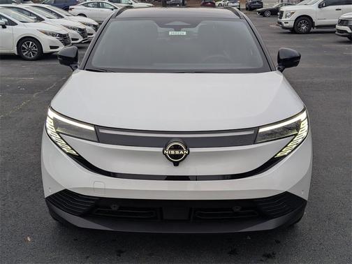 2026 Nissan Leaf PLAT+