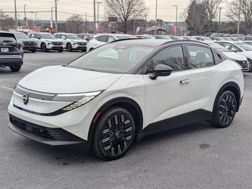 2026 Nissan Leaf PLAT+