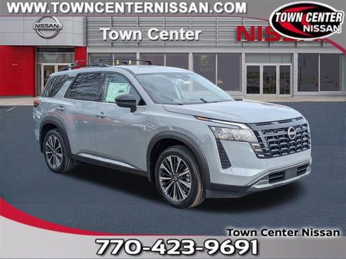 Boulder Gray Metallic 2026 Nissan Pathfinder Platinum