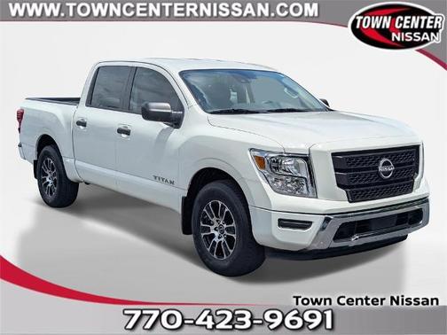 2024 Nissan Titan SV