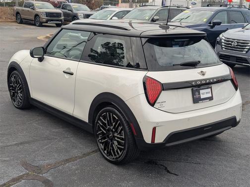 2025 MINI Hardtop SIGNATURE