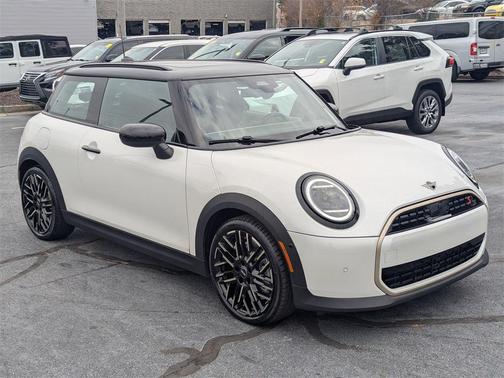 2025 MINI Hardtop SIGNATURE