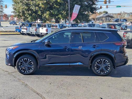 2024 Nissan Rogue Platinum