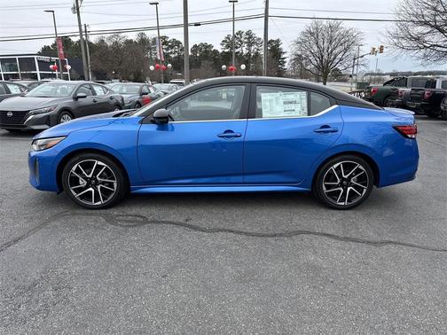 2025 Nissan Sentra SR