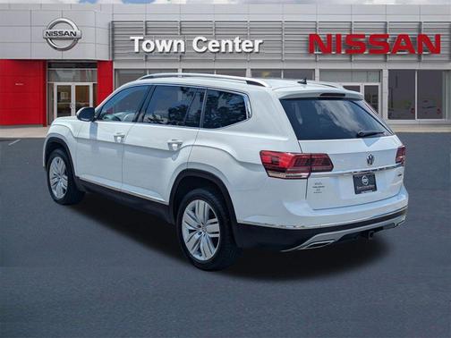 Pure White 2018 Volkswagen Atlas 3.6L SEL Premium